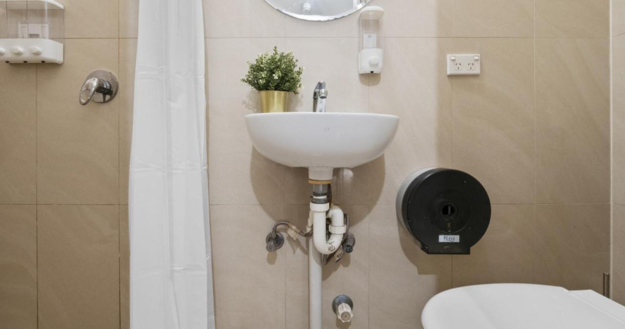 Hotel 64 Сидни Екстериор снимка